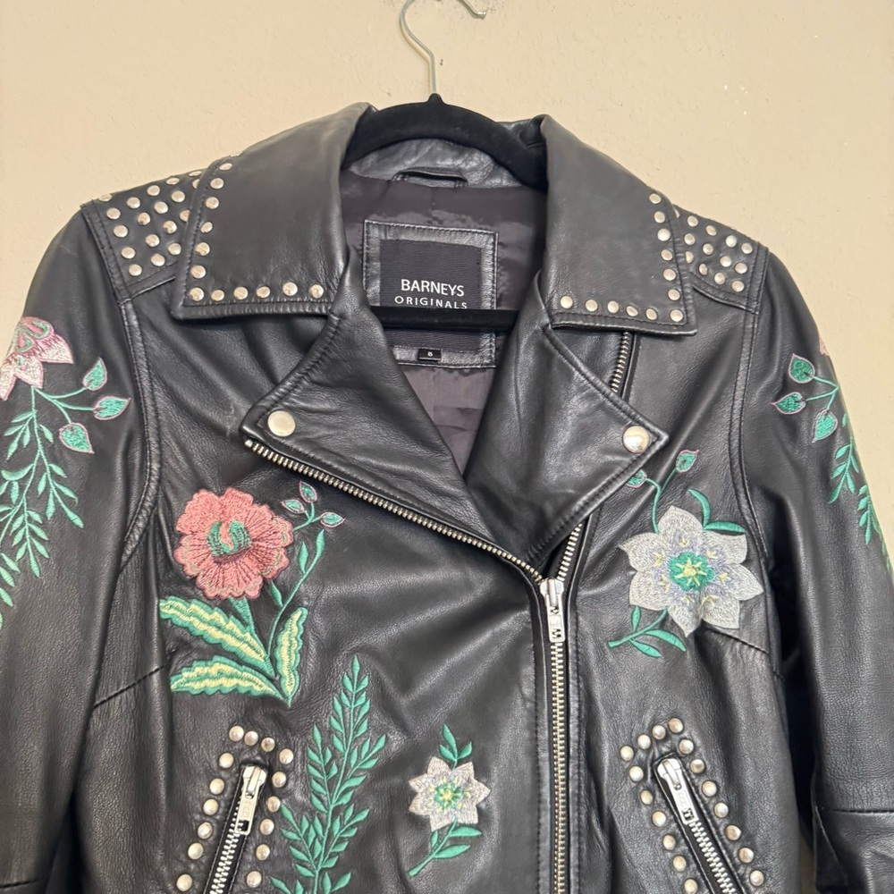 Barney's Original Floral Embroidered Studded 100% Leather Jacket Size 8 Motto - Picture 5 of 16